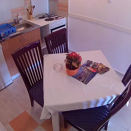Apartment Ivana I Darko Omis